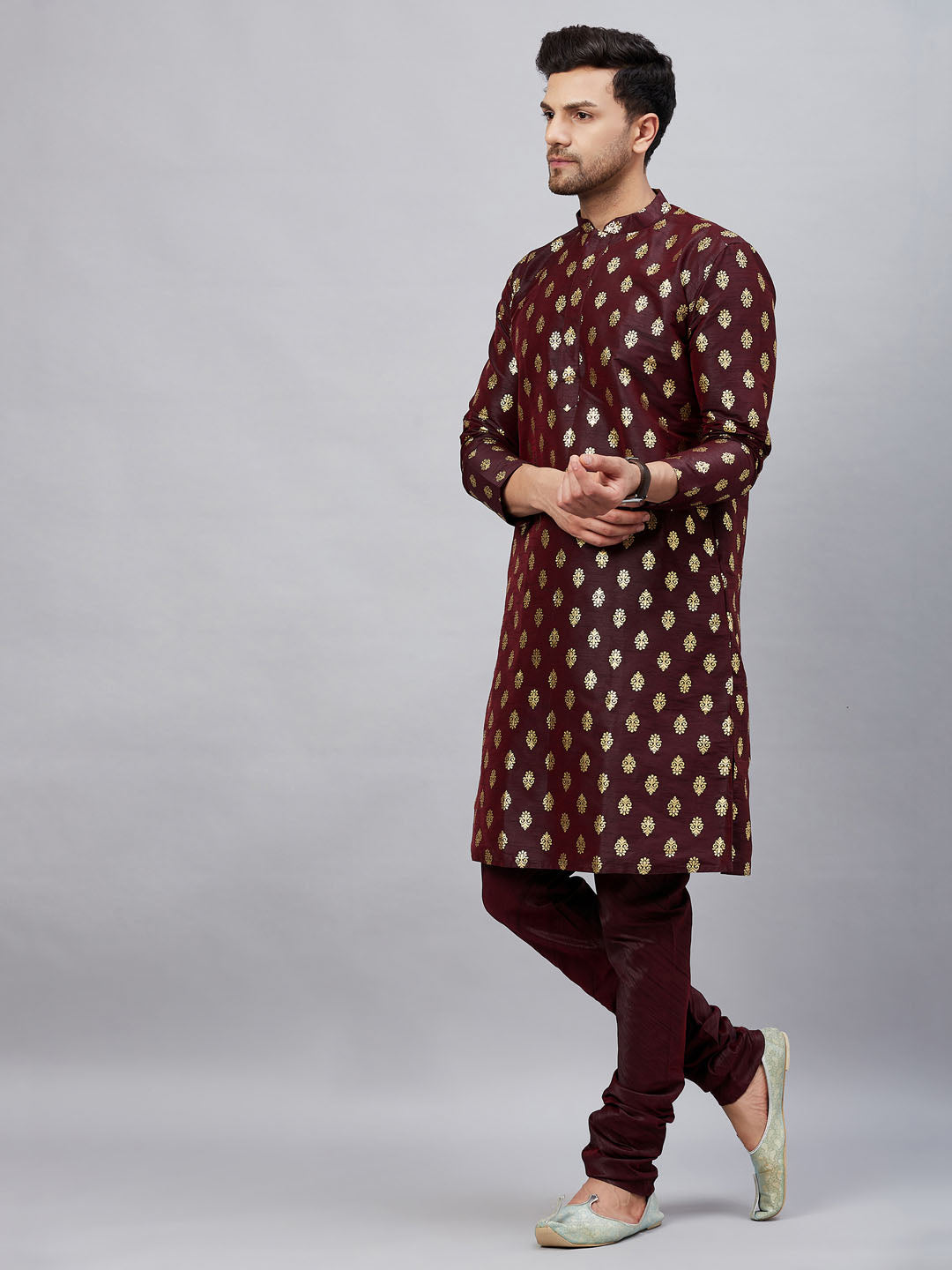 VM By VASTRAMAY Men's Wine Foil Print Silk Blend Kurta Pyjama Set - Traditional Indian attire for men in rich wine color with foil print detailing in silk blend fabric