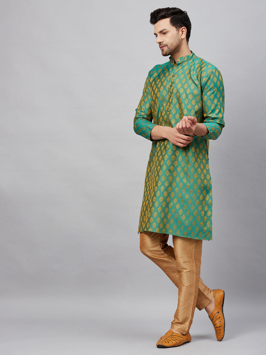 VM By VASTRAMAY Men's Green and Rose Gold Woven Kurta Pant Set