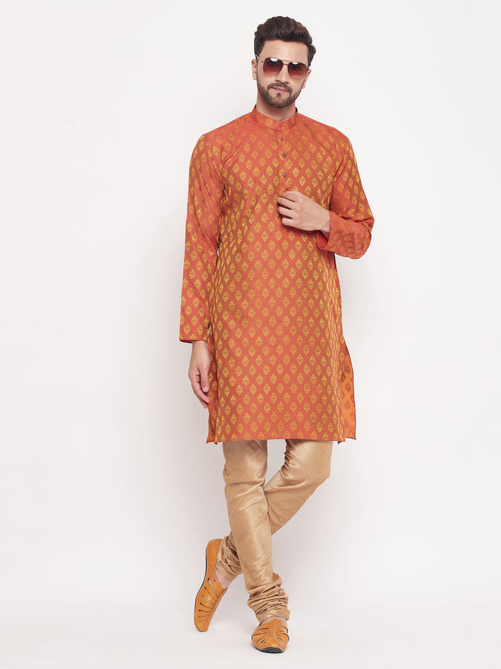 VM BY VASTRAMAY Men's Red Woven Kurta