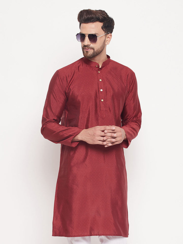 VM BY VASTRAMAY Men's Maroon Square Woven Design Silk Blend Kurta