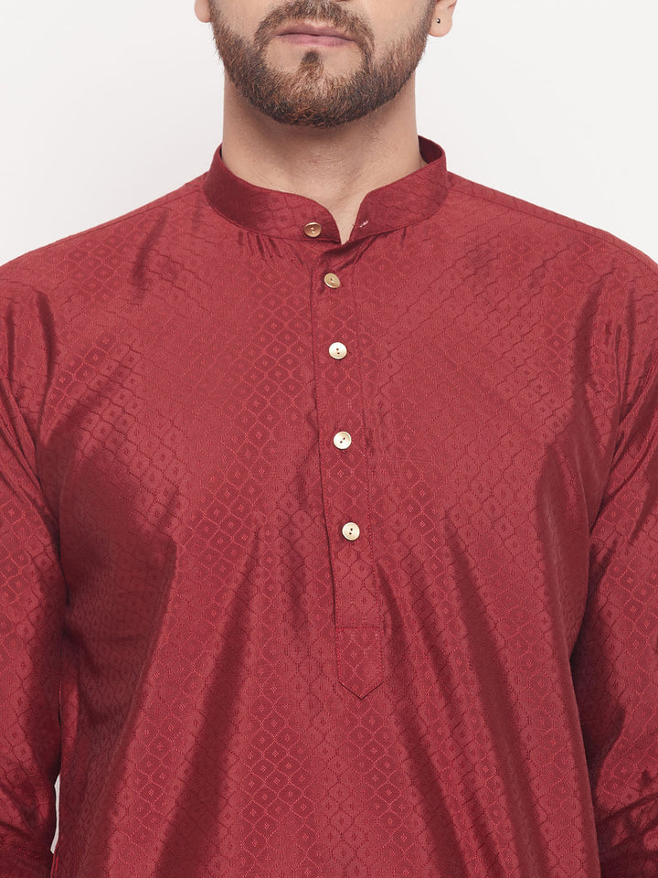 VM BY VASTRAMAY Men's Maroon Square Woven Design Silk Blend Kurta