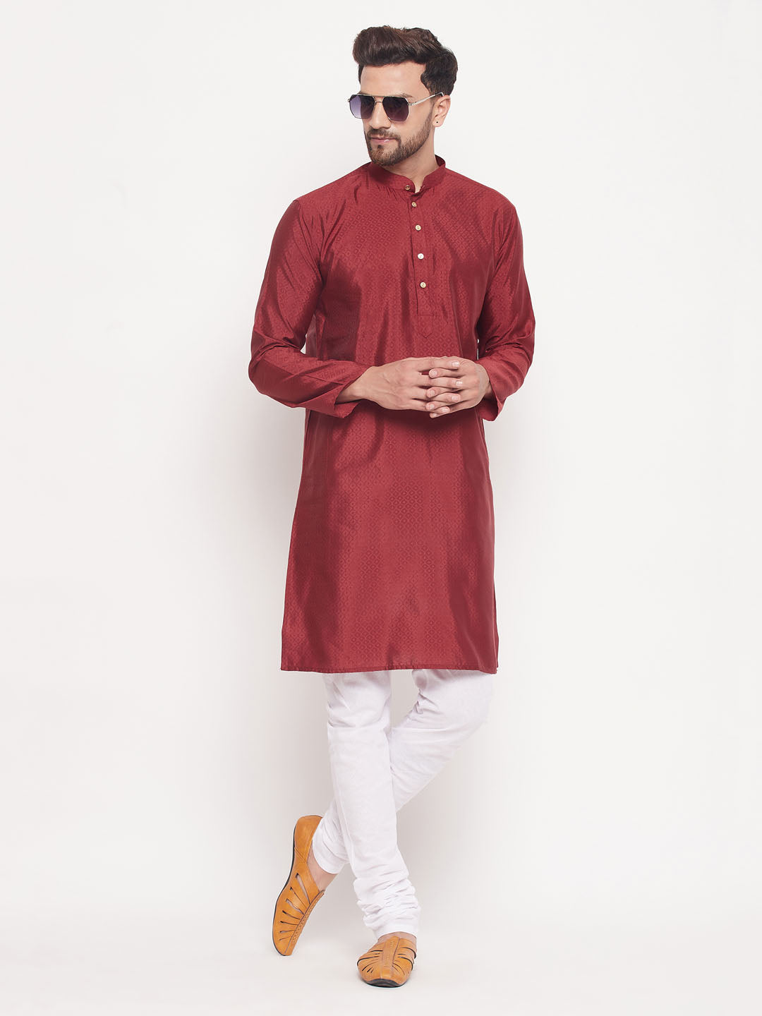 VM BY VASTRAMAY Men's Maroon Square Woven Silk Blend Kurta With White Pyjama Set