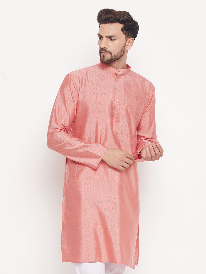 VM BY VASTRAMAY Men's Pink Square Woven Design Silk Blend Kurta