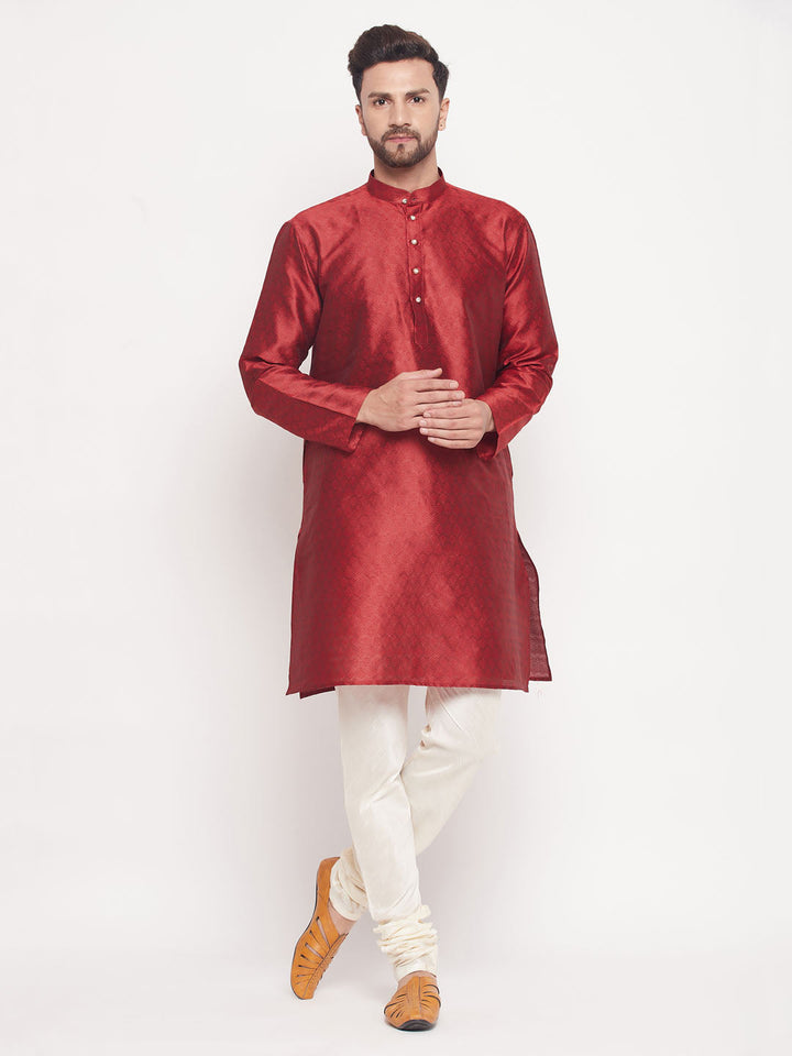 VM BY VASTRAMAY Men's Maroon Woven Kurta