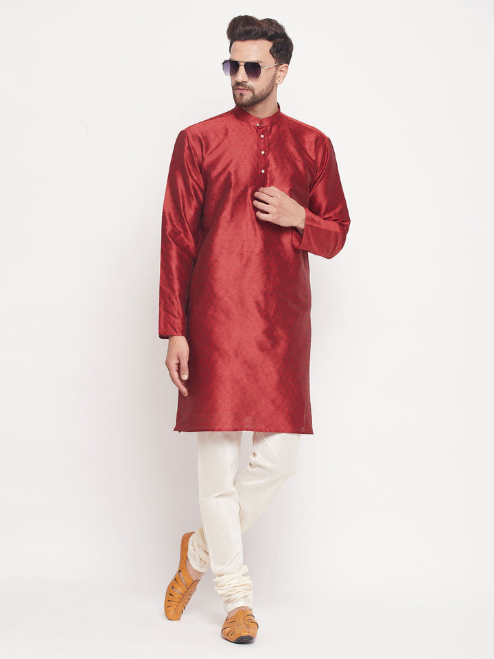 VM BY VASTRAMAY Men's Maroon Woven Kurta Pyjama Set