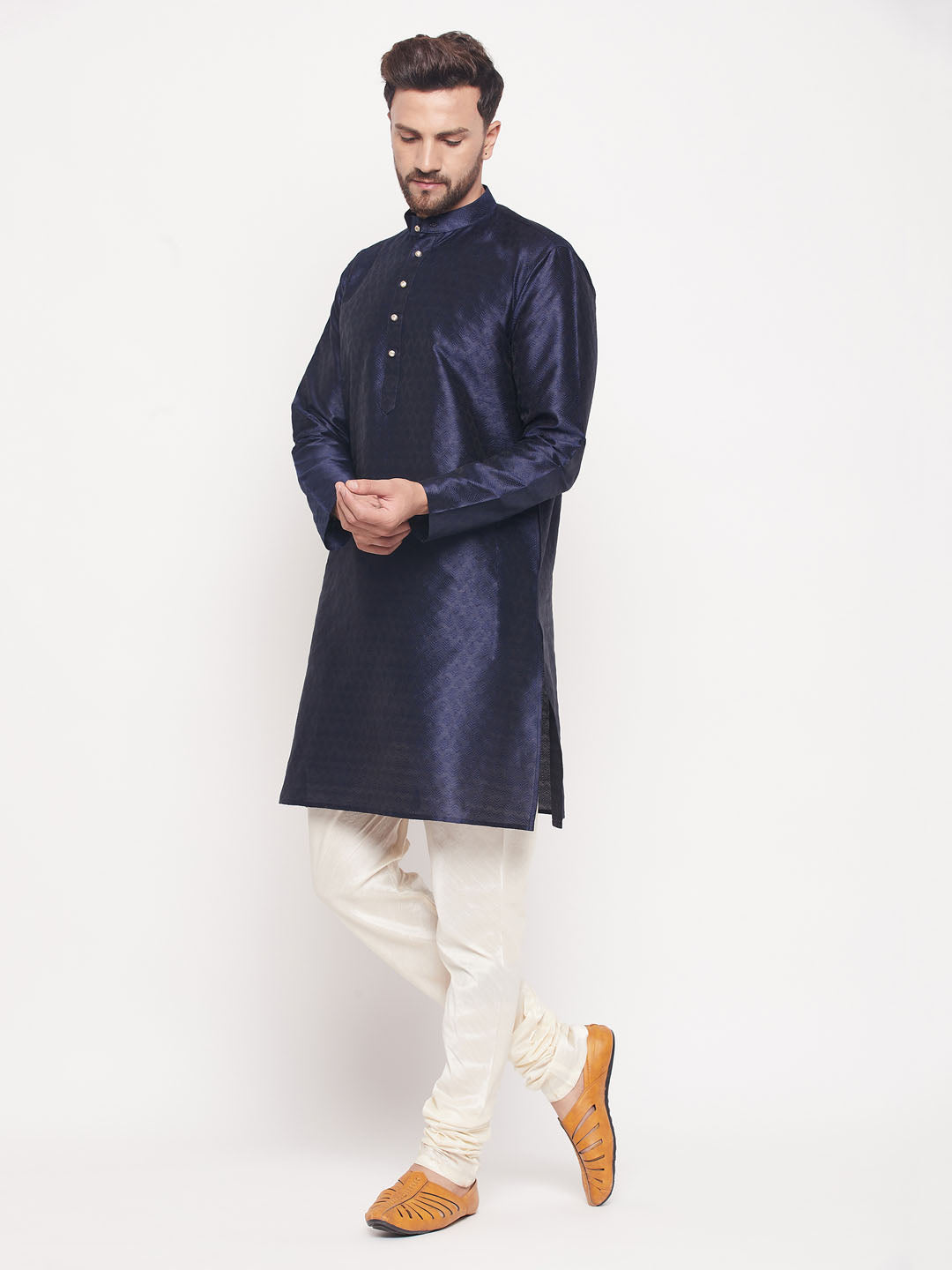 VM BY VASTRAMAY Men's Navy Blue Woven Kurta Pyjama Set