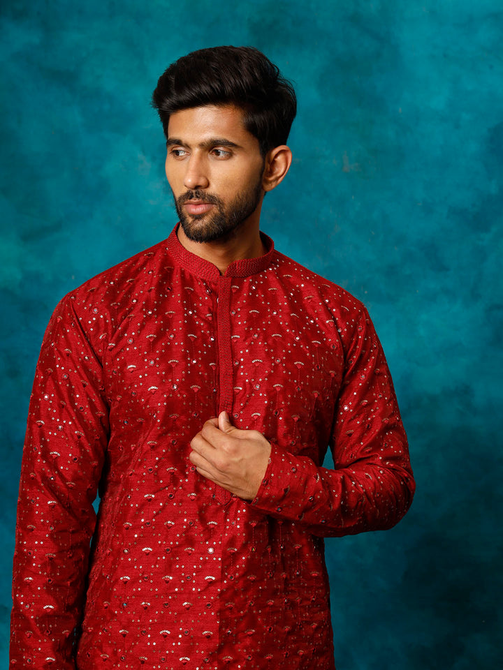 VM By VASTRAMAY Men's Maroon Silk Blend Embellished Kurta