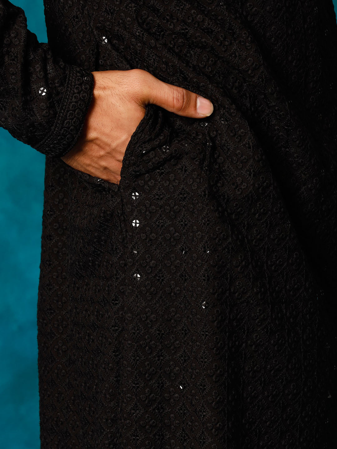 VM By VASTRAMAY Men's Black Rayon Schiffli Kurta