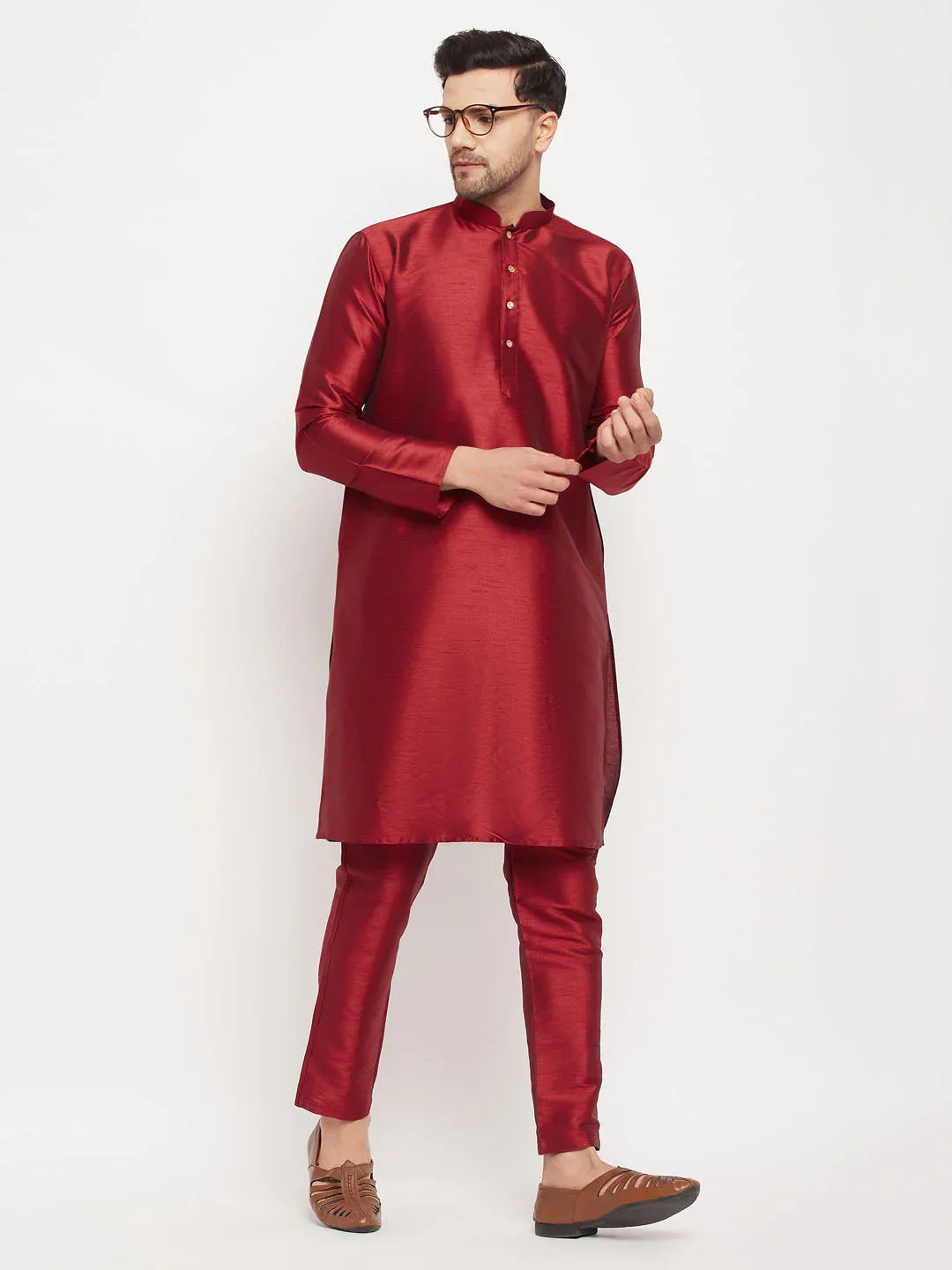 Men's Maroon Silk Blend Kurta And Maroon Pant Style Pyjama Set