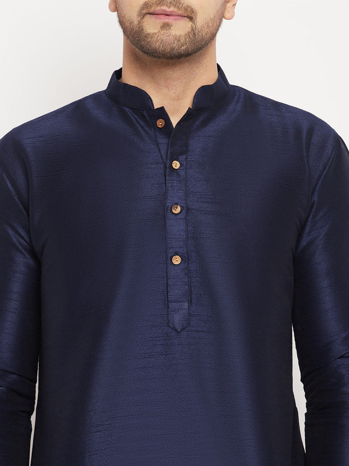 VM BY VASTRAMAY Men's Dark Blue Cotton Silk Blend Kurta