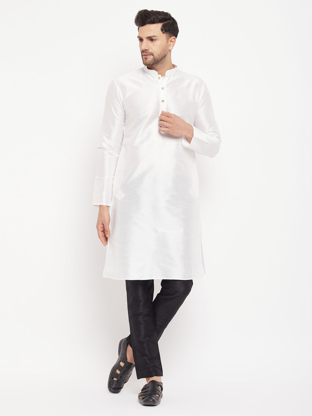 VM BY VASTRAMAY Men's White Cotton Silk Blend Kurta and Black Pant Style Pyjama Set