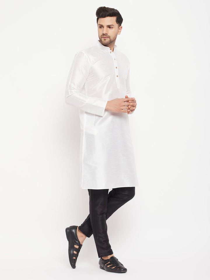 VM BY VASTRAMAY Men's White Cotton Silk Blend Kurta and Black Pant Style Pyjama Set