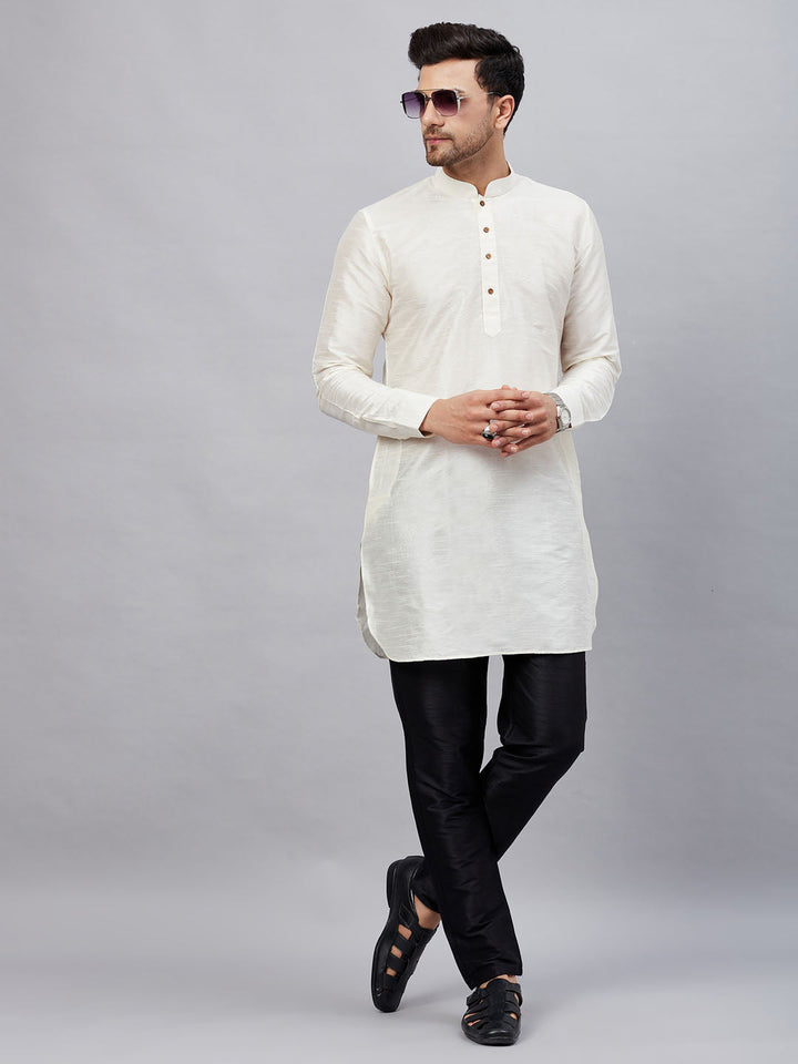  VM By VASTRAMAY Men's Cream Silk Blend Curved Kurta Pant Set with Contrast Piping and Button Detail