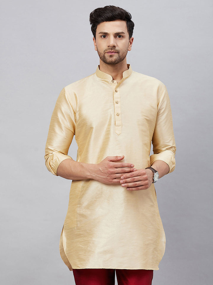 VM By VASTRAMAY Men's Gold Silk Blend Curved Kurta