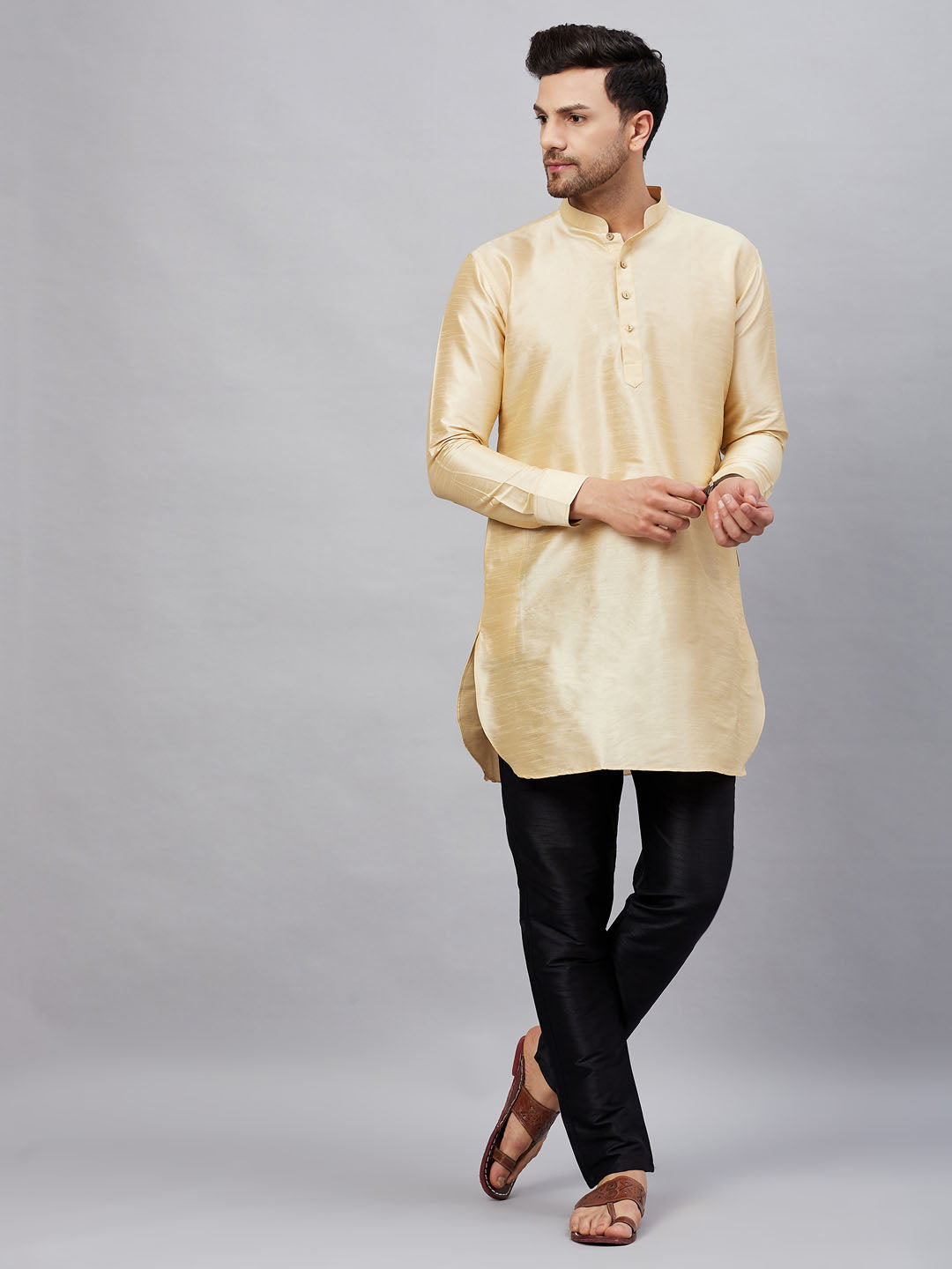 VM By VASTRAMAY Men's Gold Silk Blend Curved Kurta Pant Set