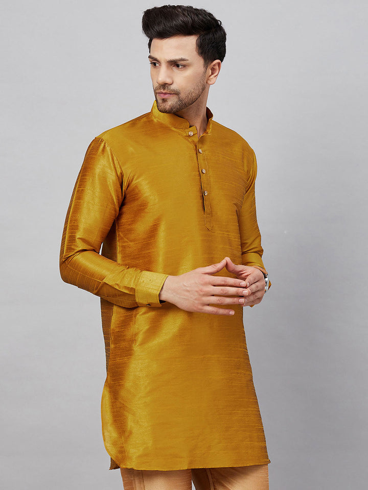 VM By VASTRAMAY Men's Yellow Silk Blend Curved Kurta