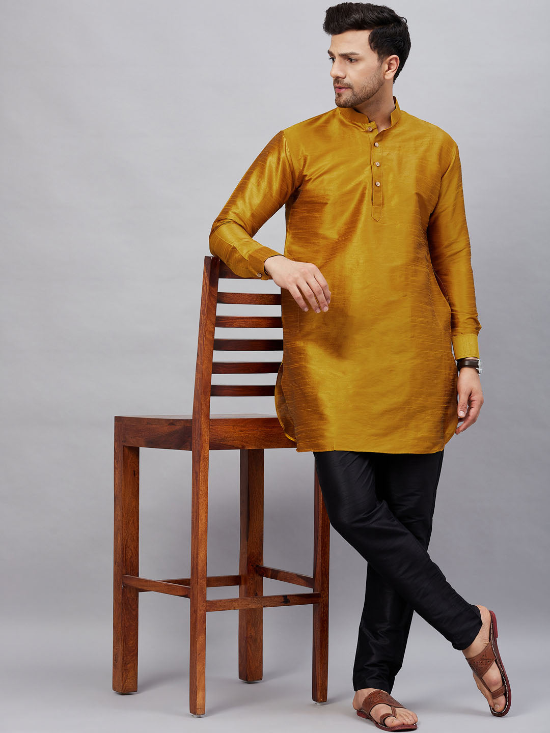 VM By VASTRAMAY Men's Mustard Silk Blend Curved Kurta Pant Set