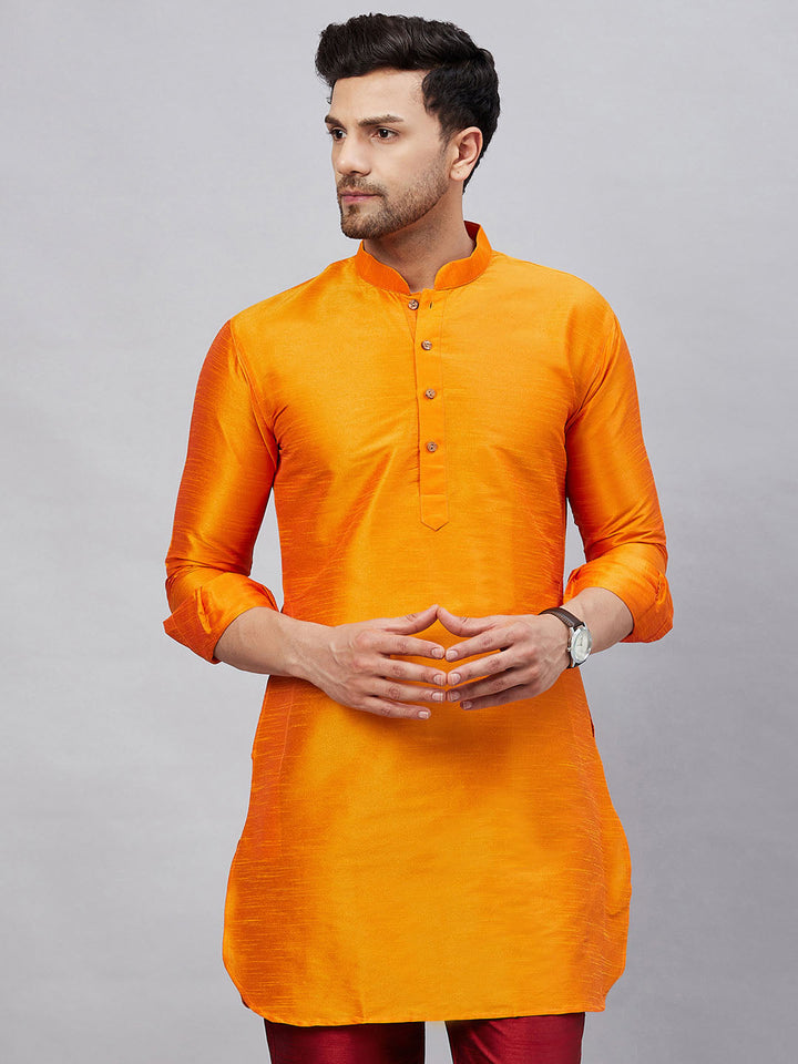 VM By VASTRAMAY Men's Orange Silk Blend Curved Kurta