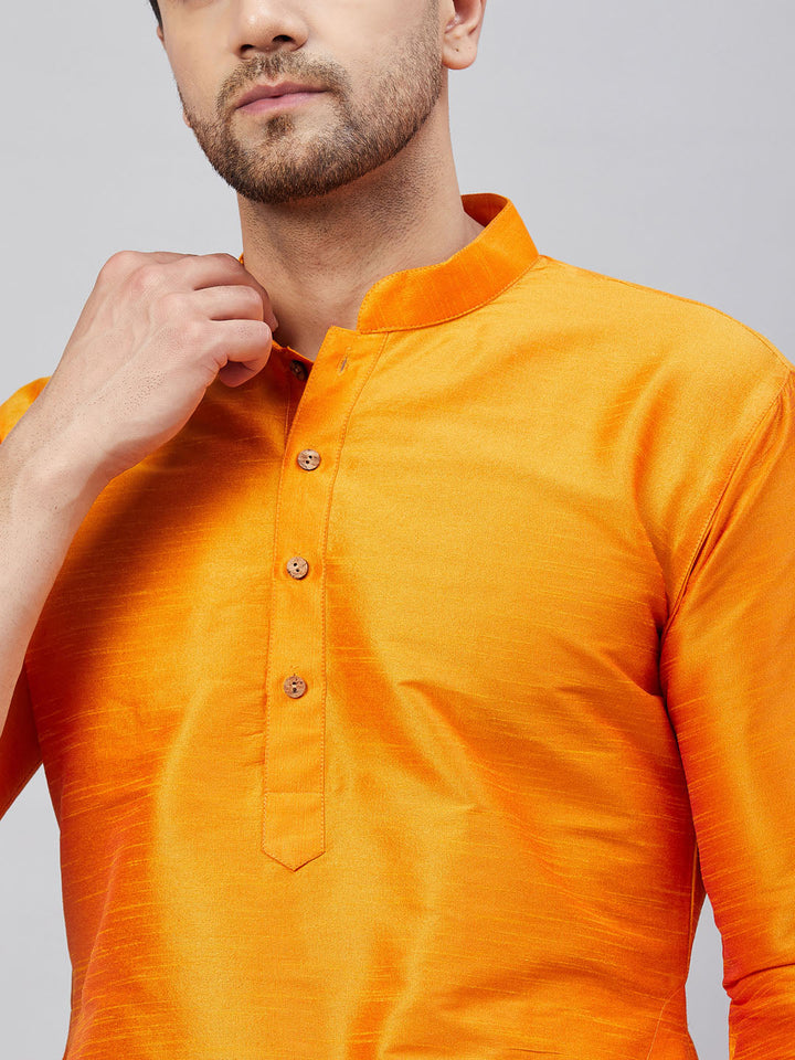 VM By VASTRAMAY Men's Orange Silk Blend Curved Kurta