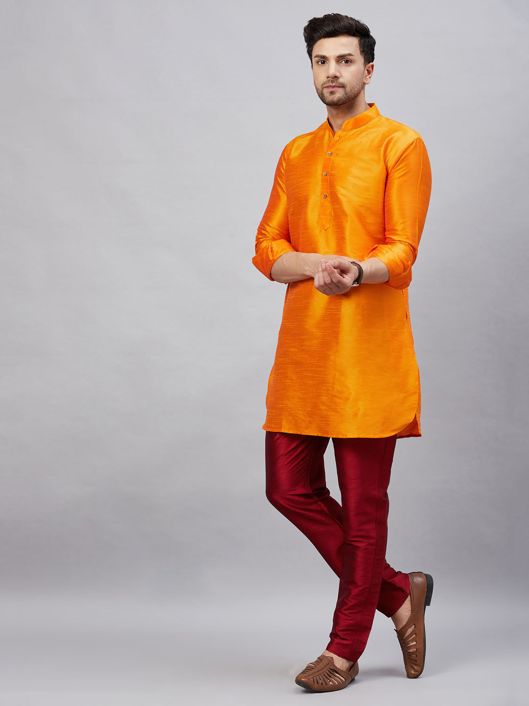 VM By VASTRAMAY Men's Orange Silk Blend Curved Kurta Pant Set