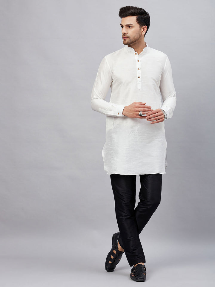 VM By VASTRAMAY Men's White Silk Blend Curved Kurta Pant Set - Traditional Indian ethnic wear for men in elegant white color with a silk blend fabric and stylish curved design