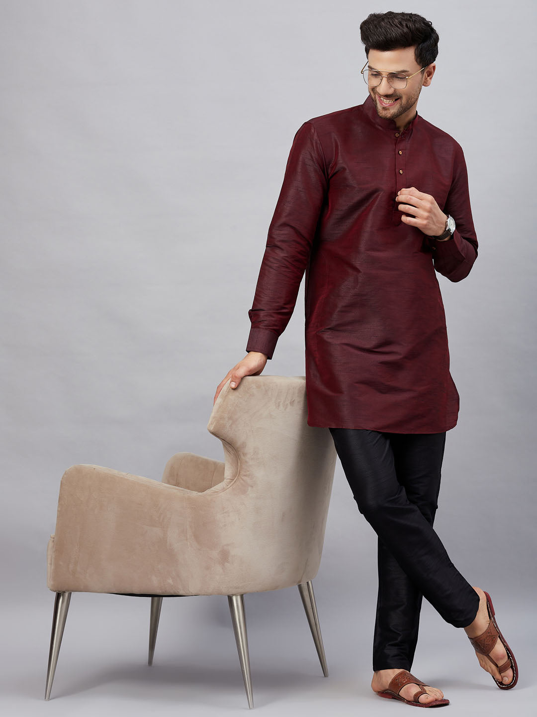 VM By VASTRAMY Men's Burgundy Silk Blend Curved Kurta