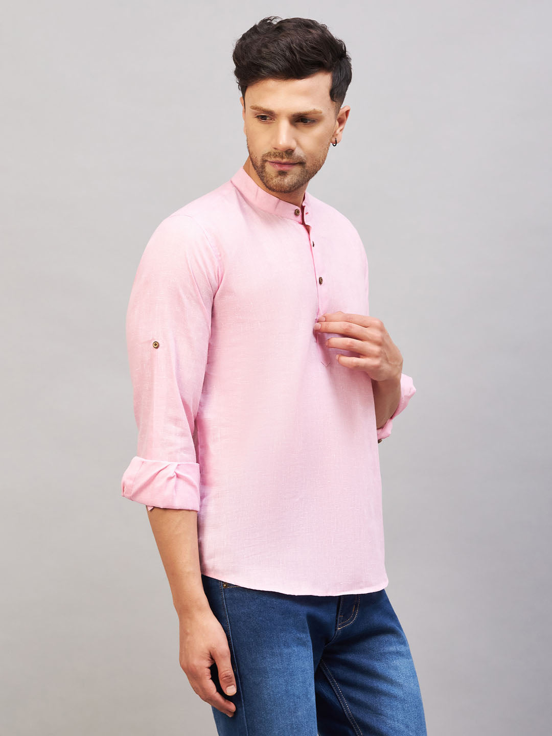  Stylish and comfortable men's pink kurta made of high-quality cotton fabric