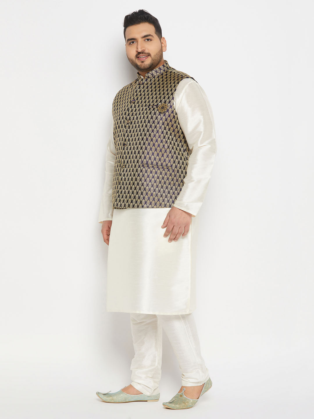 VASTRAMAY Men's Plus Size Blue Ethnic Jacket With Cream Silk Blend Kurta and Pant Style Pyjama Set