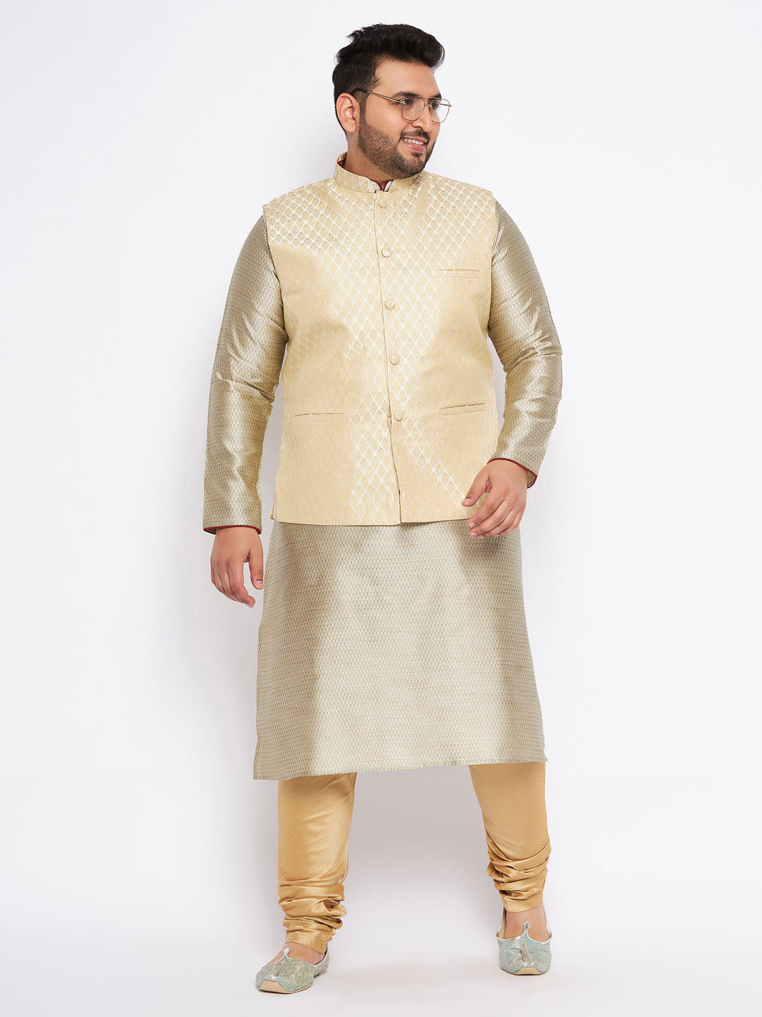 VASTRAMAY Men's Cream Ethnic Jacket Set - Traditional Indian-inspired outfit for men