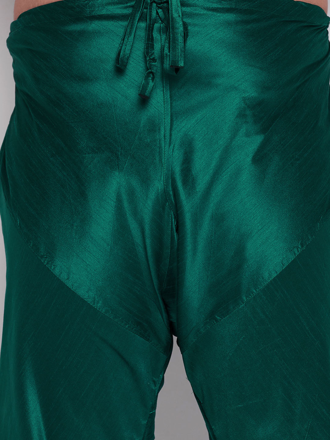  Detailed image of the embroidery and design on the pink Jodhpuri jacket and dark green Kurta Pyjama Set