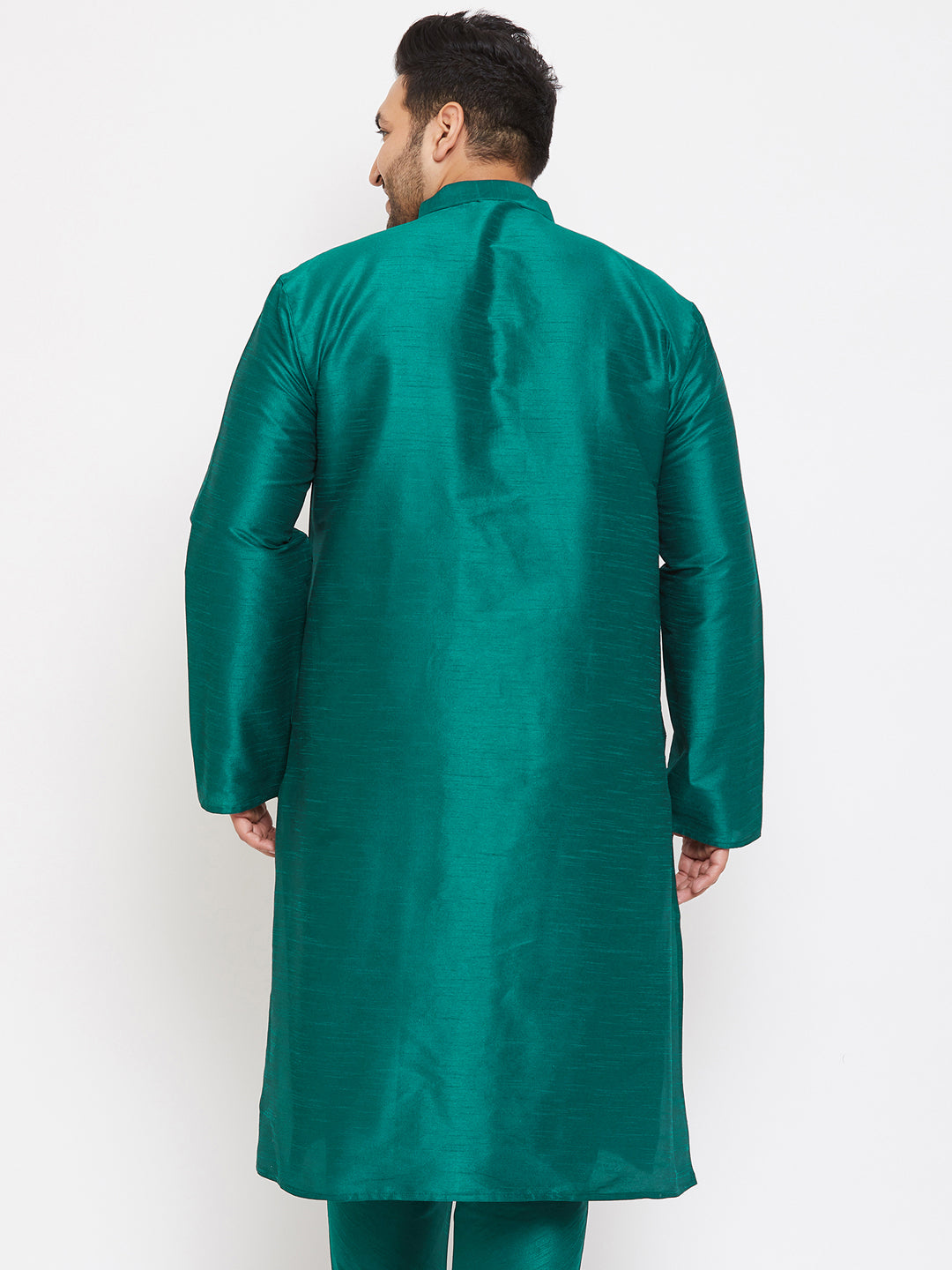 VASTRAMAY Men's Plus Size Green Silk Blend Kurta with traditional Indian design