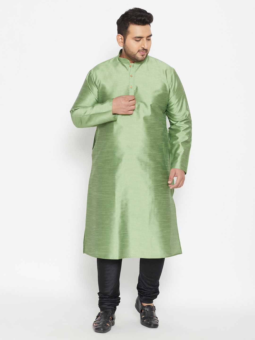  High-quality VASTRAMAY Men's Plus Size Light Green Silk Blend Kurta Pyjama Set for special occasions in a flattering light green color