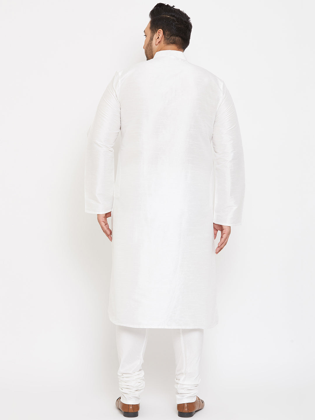 VASTRAMAY Men's Plus Size White Silk Blend Kurta Pyjama Set