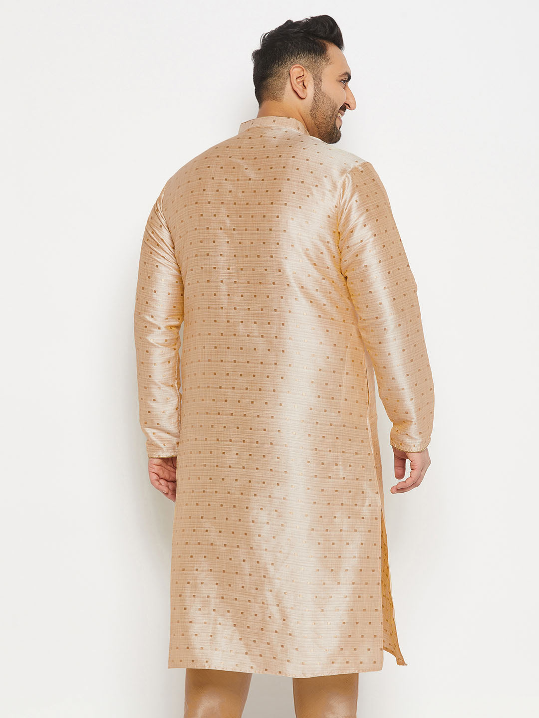 VASTRAMAY Men's Plus Size Gold Zari Weaved Kurta