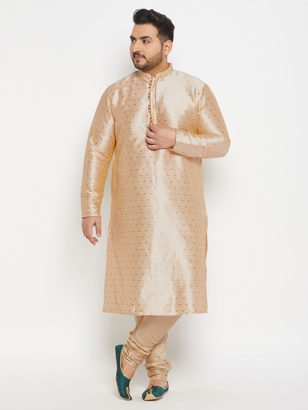 VASTRAMAY Men's PLUS Size Gold Zari Weaved Kurta Pyjama Set