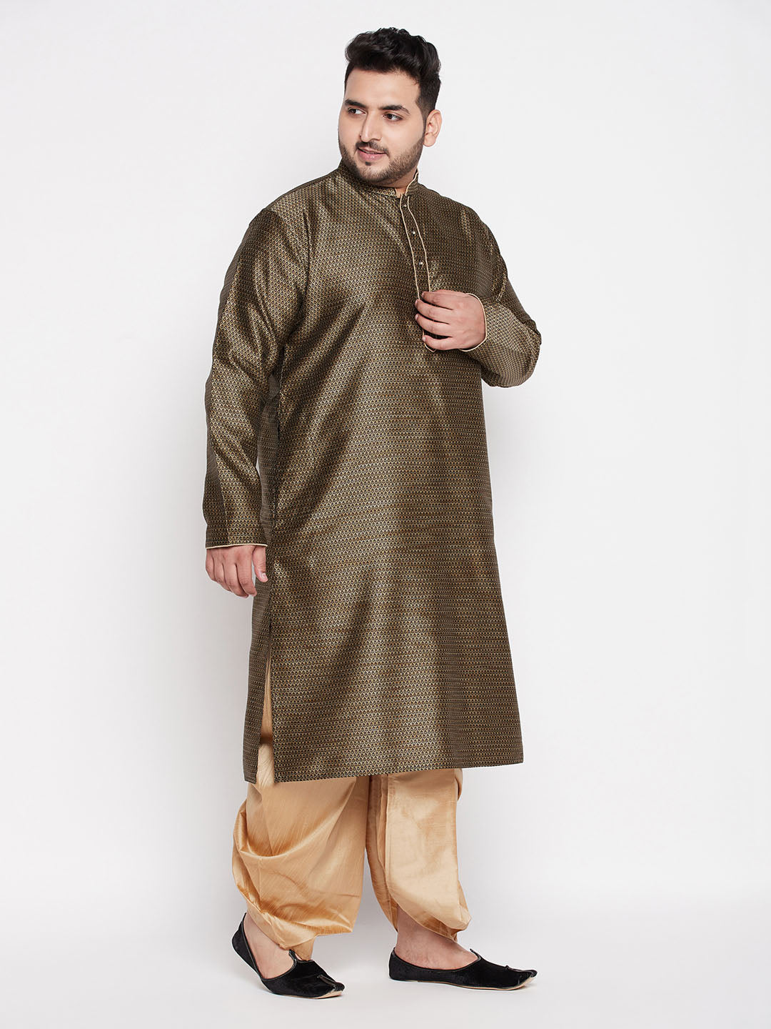  Detailed view of the rose gold dhoti of the VASTRAMAY Men's Plus Size Black Woven Kurta And Rose Gold Dhoti Set