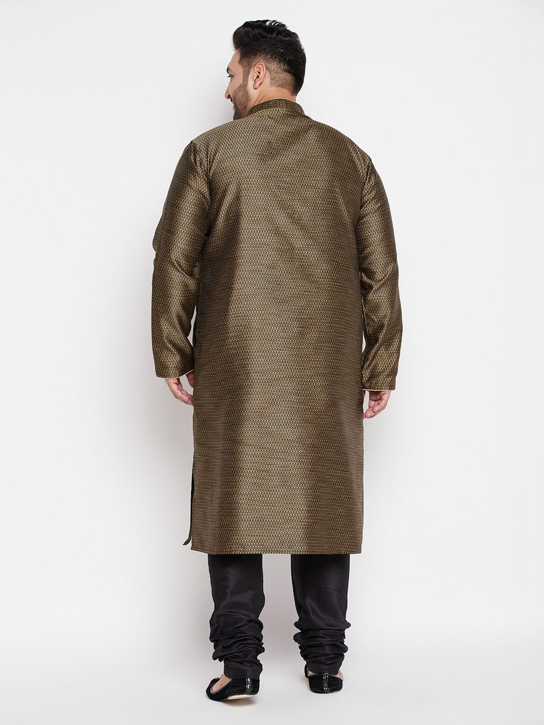 Traditional Indian attire for men in plus size, black color