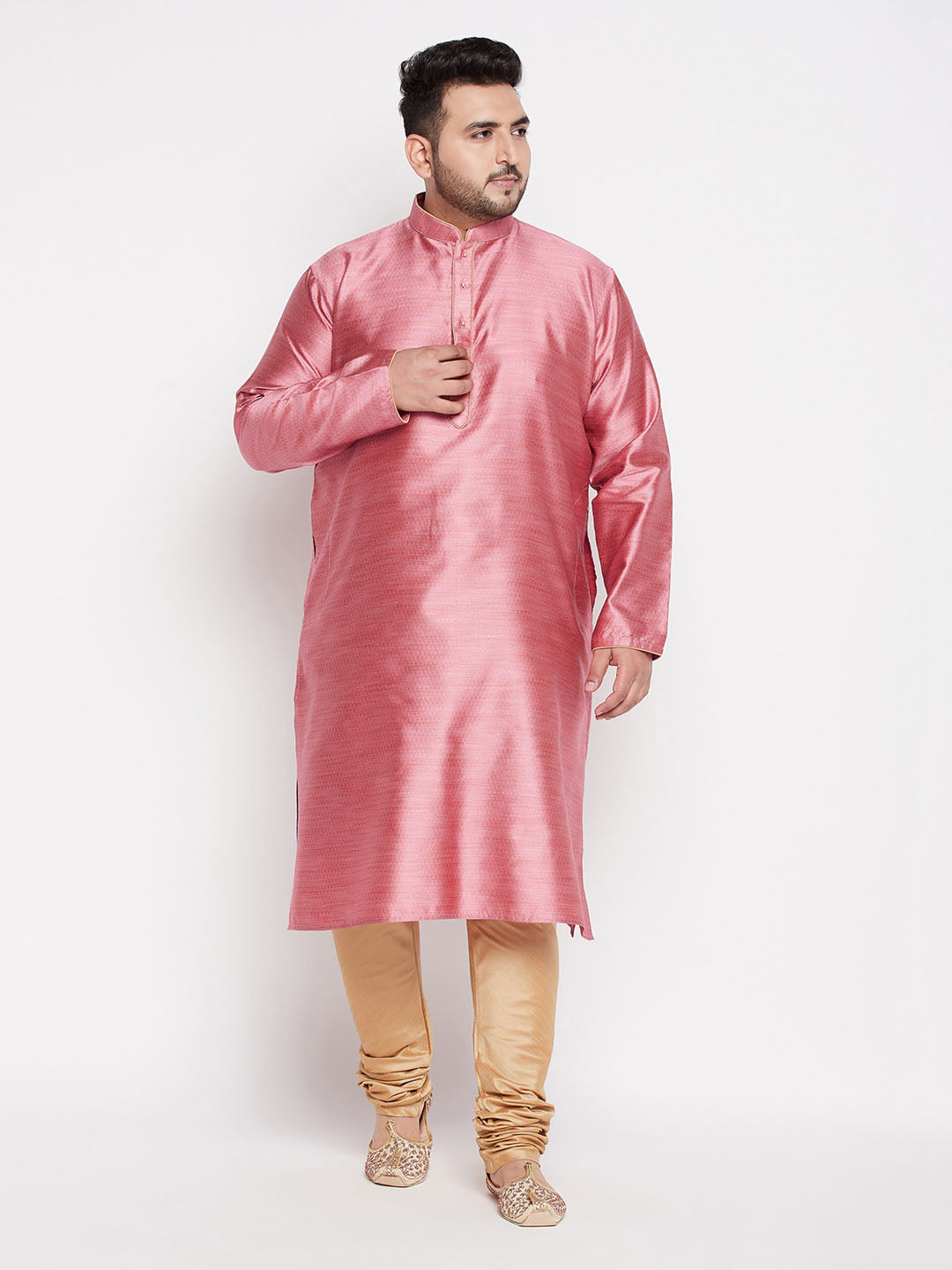 Detailed embroidery work on the collar and placket of VASTRAMAY Men's Plus Size Pink Woven Kurta And Rose Gold Pyjama Set