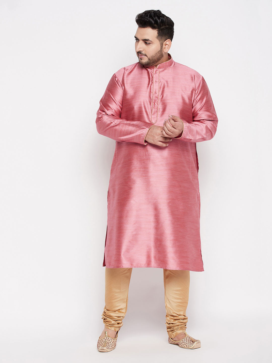 Men's plus size pink kurta with full sleeves, a key feature of VASTRAMAY Men's Plus Size Pink Woven Kurta And Rose Gold Pyjama Set