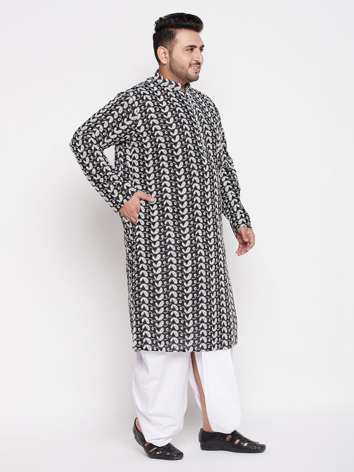 VASTRAMAY Men's Black Chikankari Kurta Set, traditional Indian ethnic wear for men with intricate white embroidery detailing on black fabric