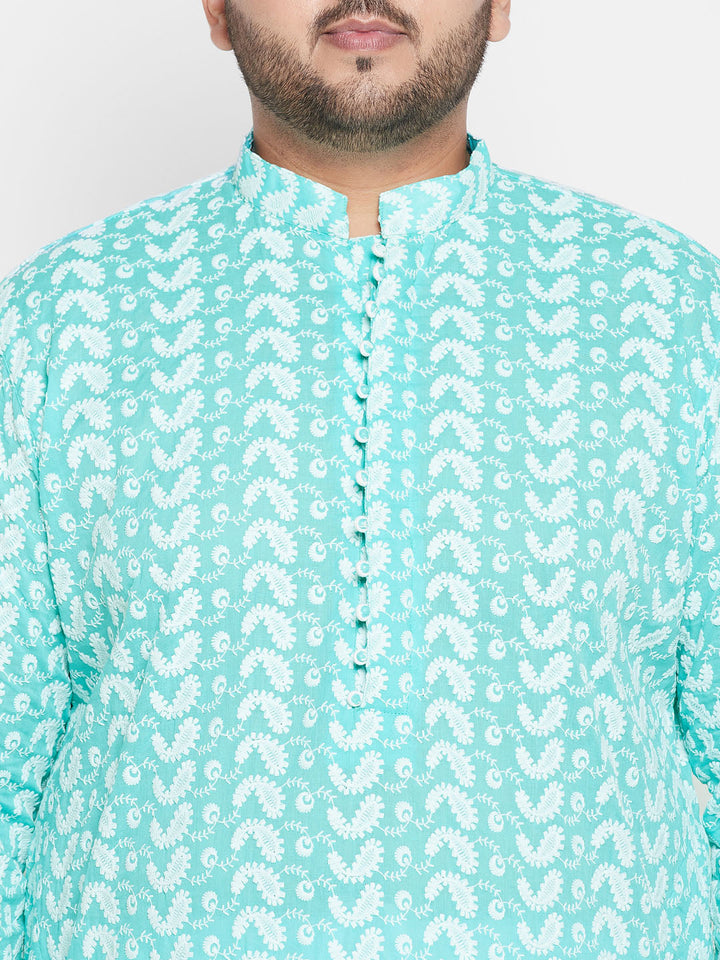 Elegant VASTRAMAY men's kurta in green with intricate Chikankari embroidery