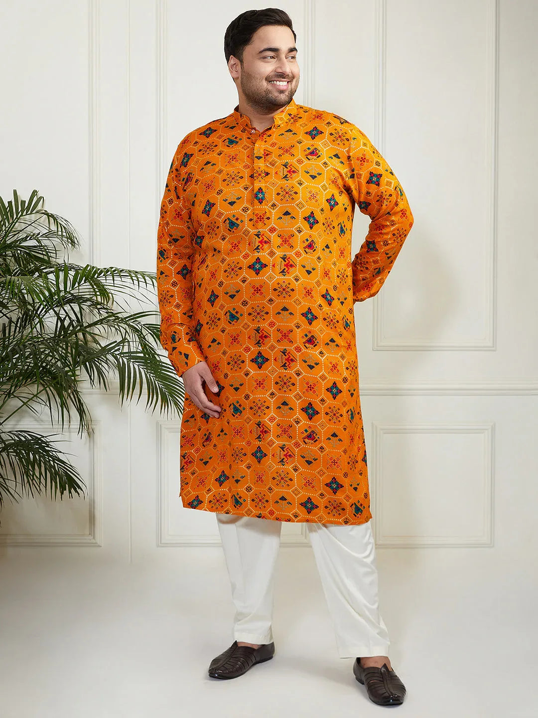 Plus Men's Yellow And Cream Cotton Blend Kurta Pyjama Set