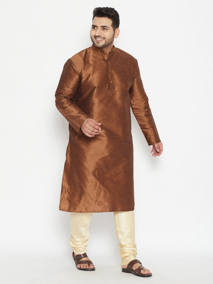  Close-up of the intricate design and fabric texture of the VASTRAMAY Men's Plus Size Coffee Brown And Gold Silk Blend Kurta Pyjama Set