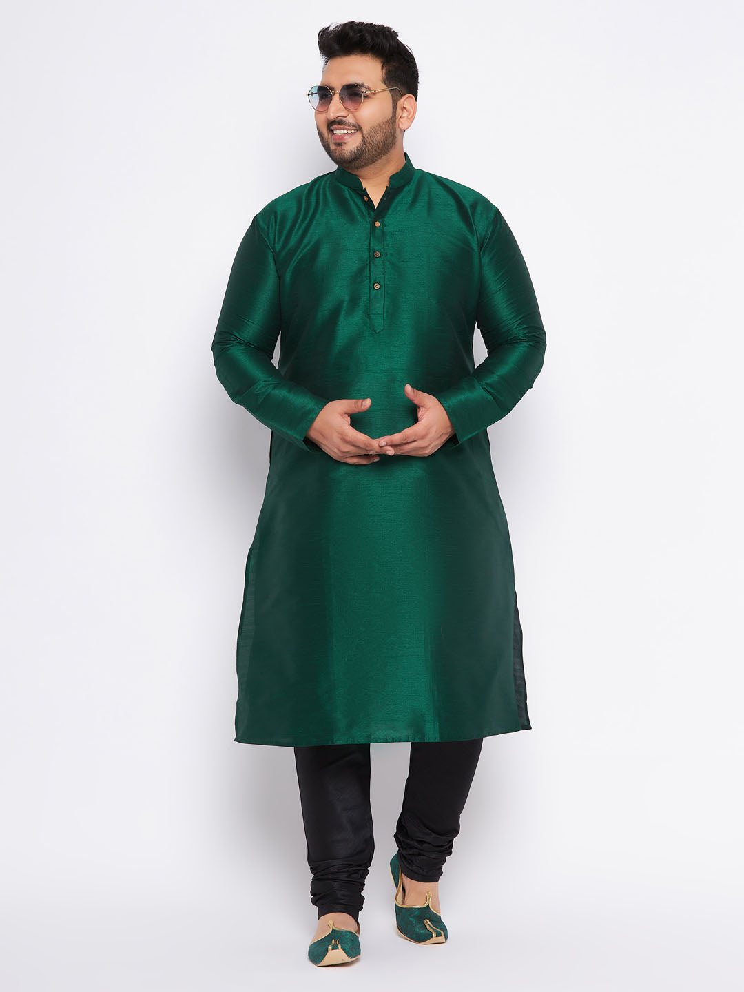 A full-length image of a VASTRAMAY Men's Plus Size Green Silk Blend Kurta And Black Pyjama Set, featuring a green kurta and black pyjama, perfect for formal occasions