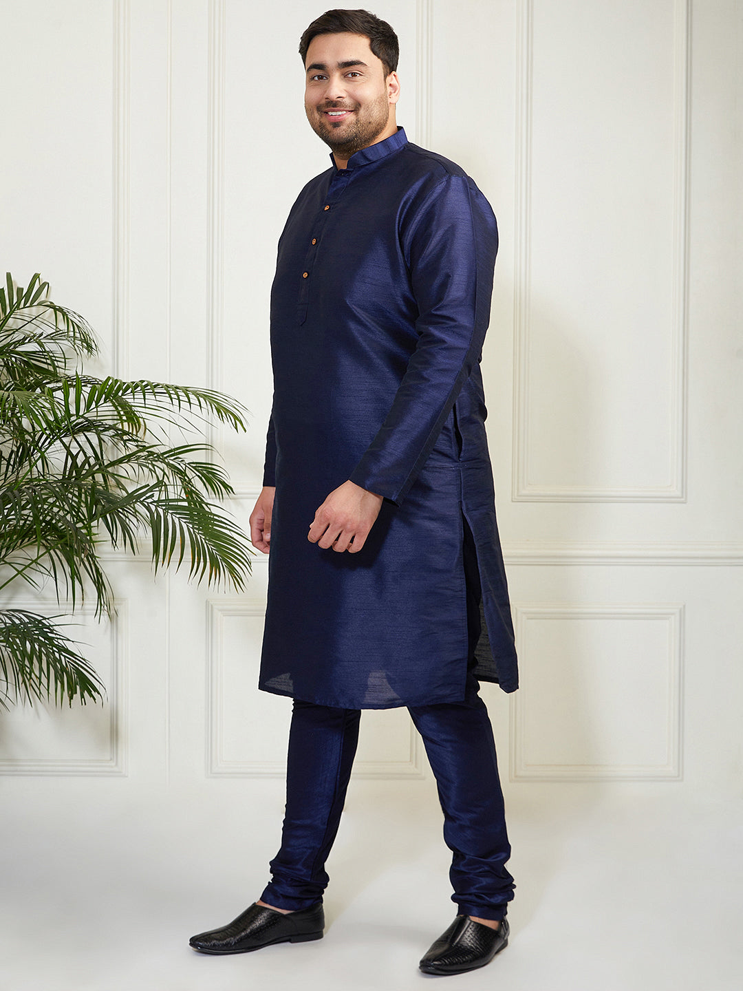 Plus Men's Navy Blue Silk Blend Kurta Pyjama Set