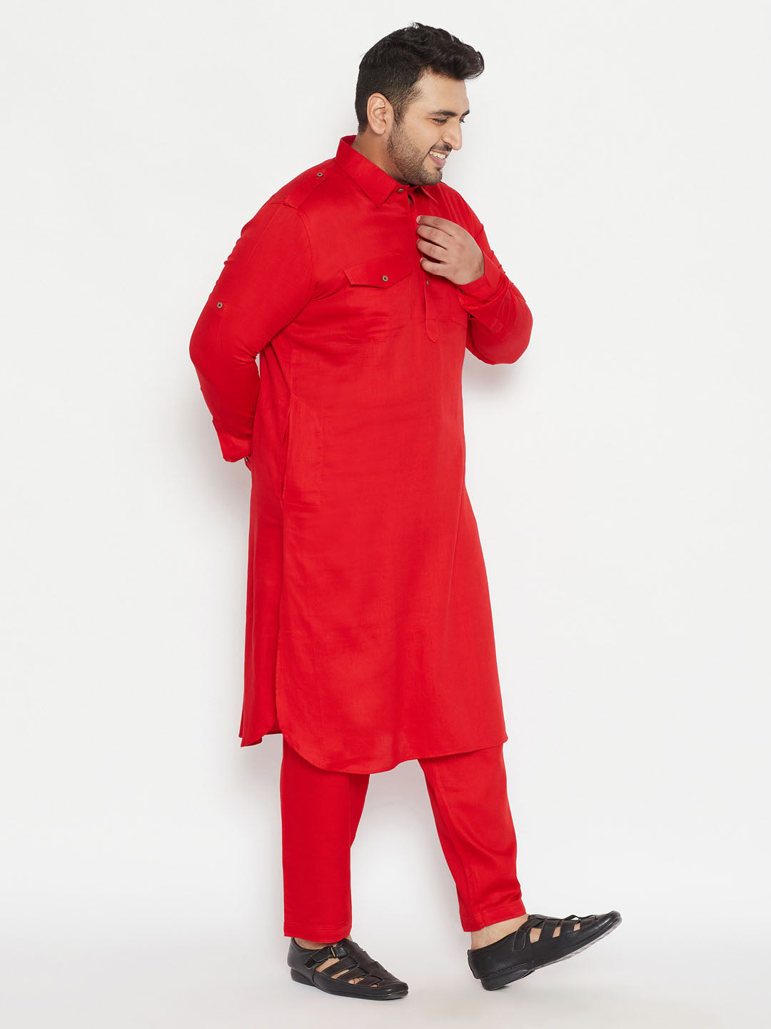 VASTRAMAY Men's Plus Size Red Cotton Blend Pathani Set - Traditional Indian outfit for men in vibrant red color