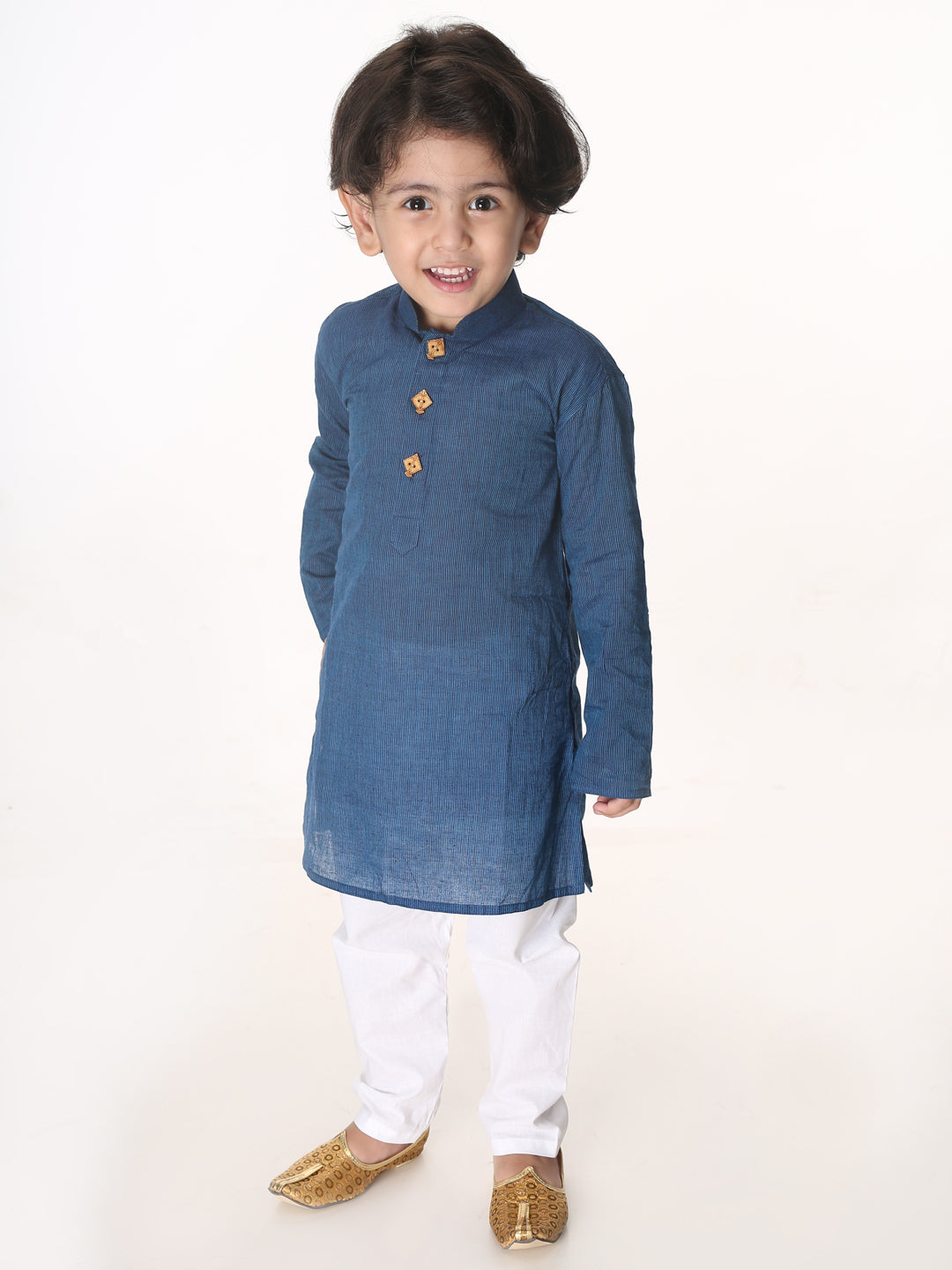 VASTRAMAY Boys Blue and White Pure Cotton Kurta Pyjama Set - qivii