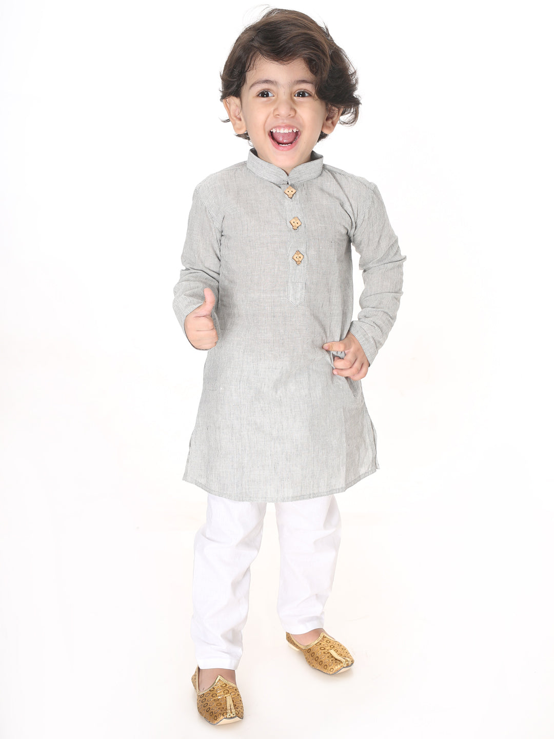 VASTRAMAY Boys Grey and White Pure Cotton Kurta Pyjama Set - qivii