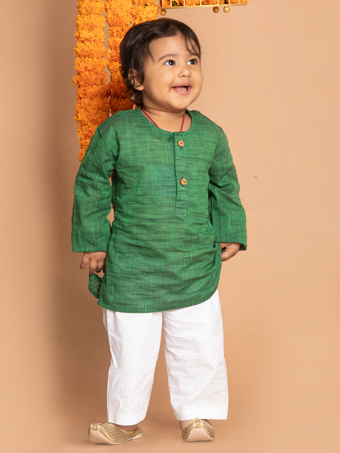 VASTRAMAY Boys' Green Cotton Kurta and White Pyjama Set - qivii
