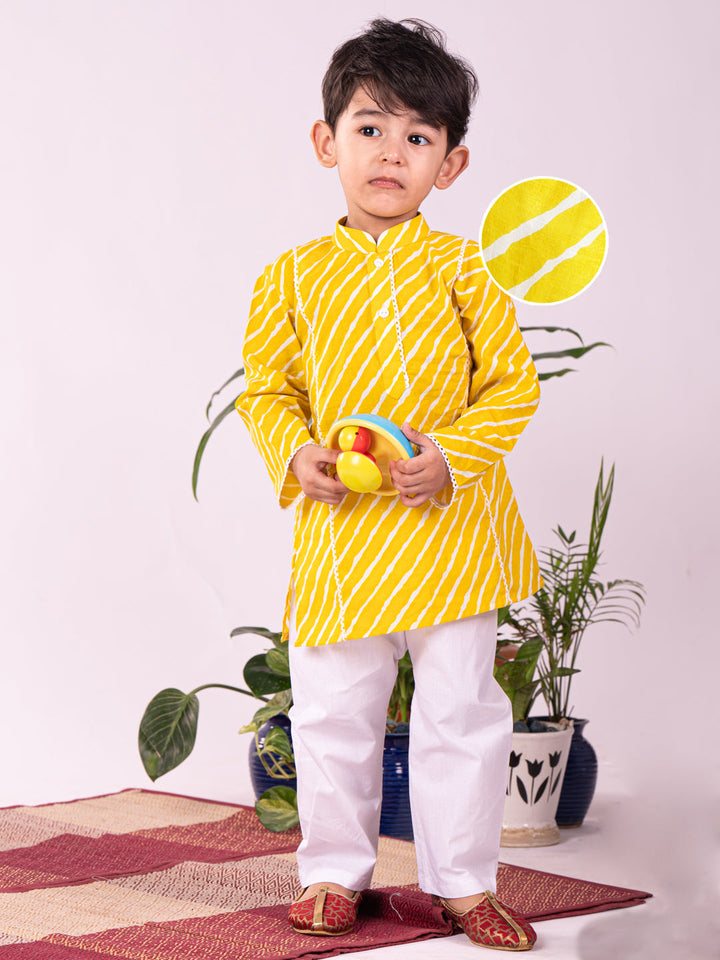 Vastramay Infant Boys Yellow And White Cotton Kurta Pyjama Set